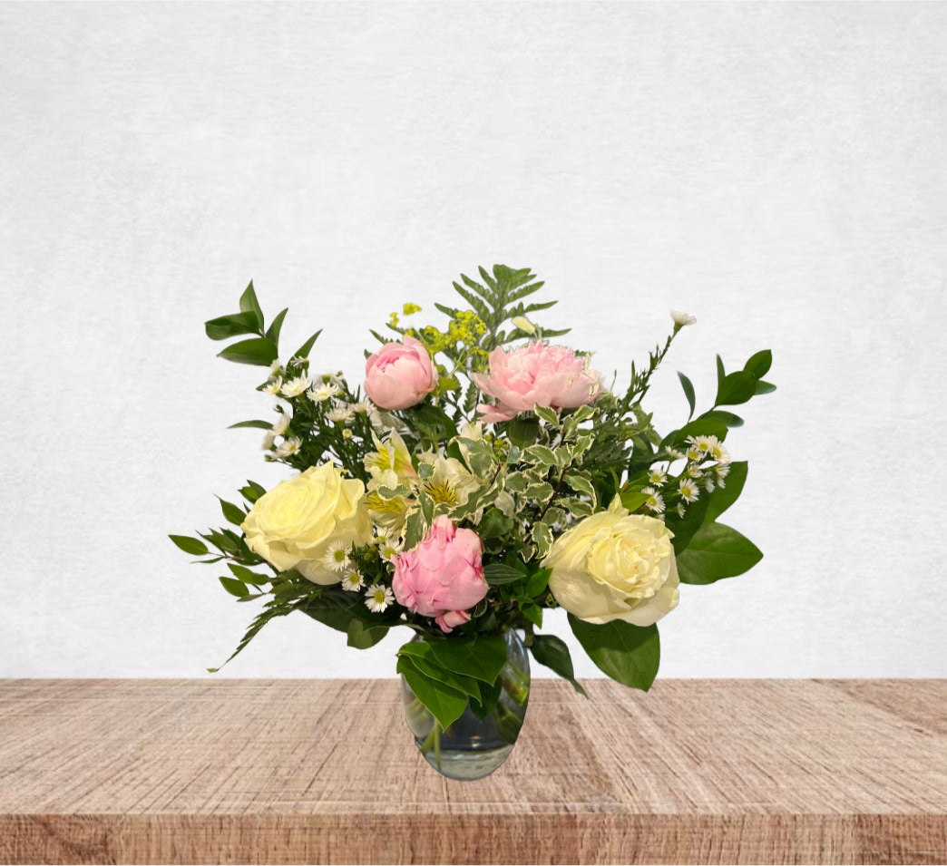 Florists Choice: Small Tabletop